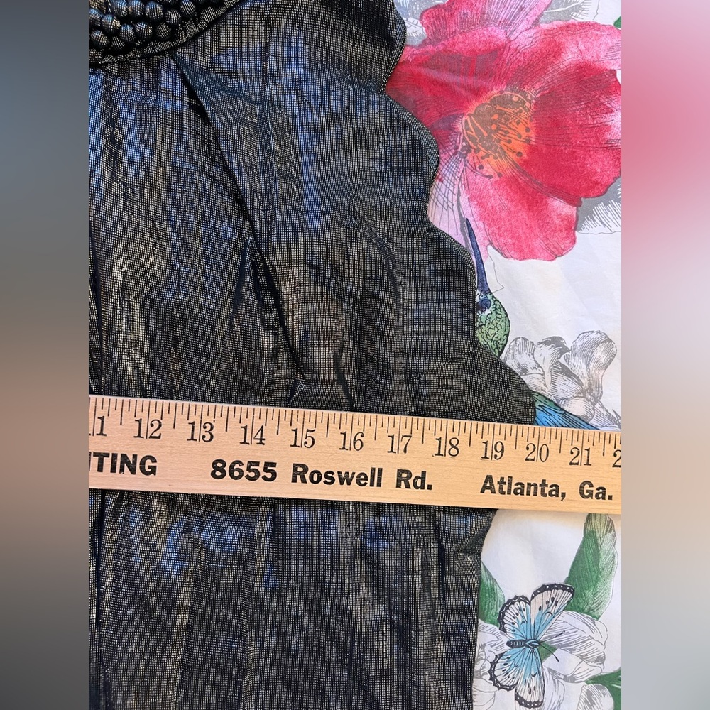 Rungolee Metallic Tunic Top Textured Collar Waist Tie Silver Scalloped Size M - Picture 8 of 9